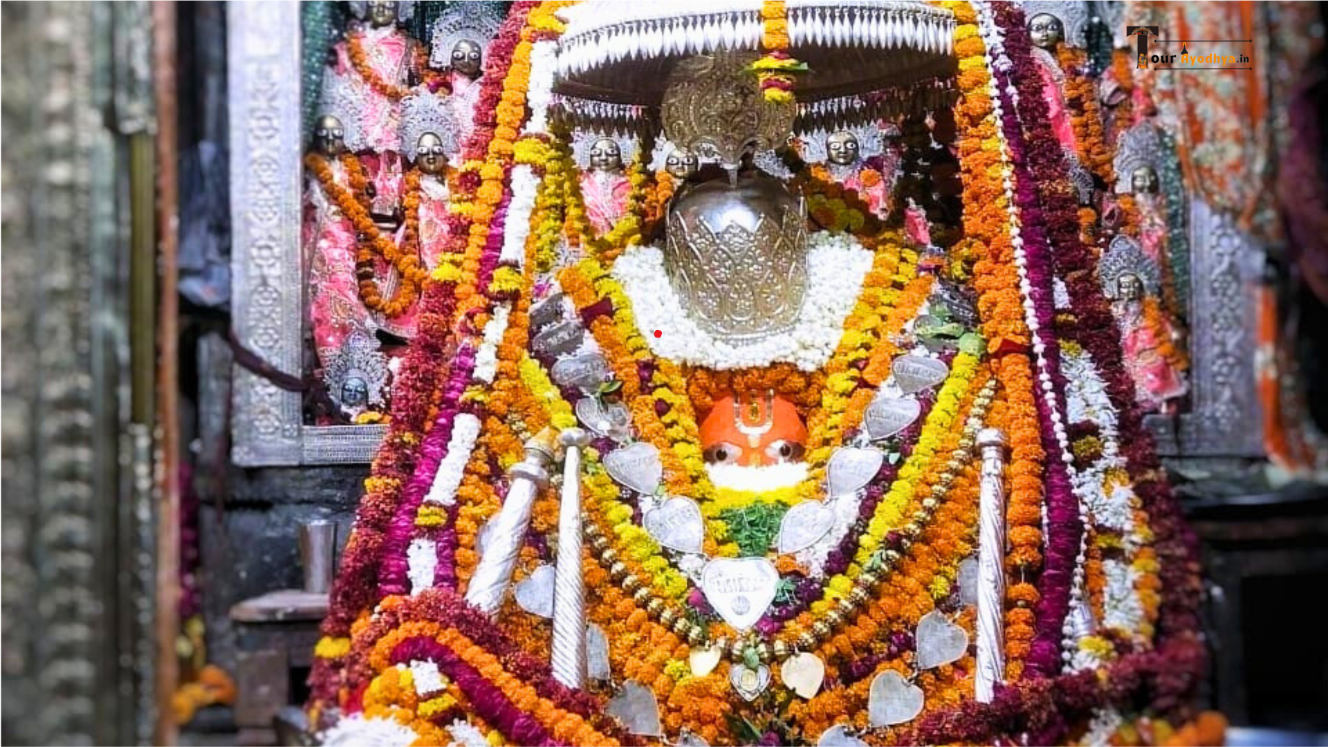 Hanuman gahri main idol image .