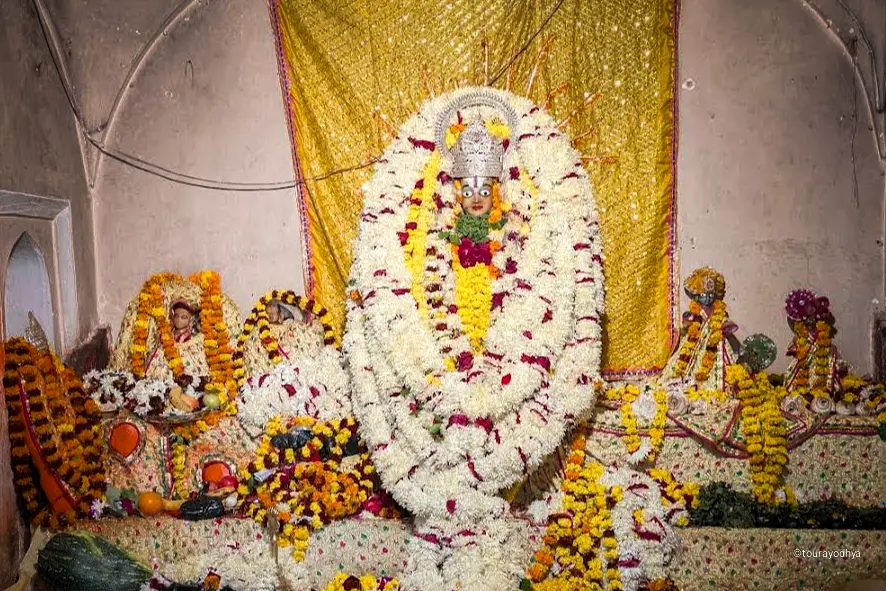 Surya Kund Murti Ayodhya